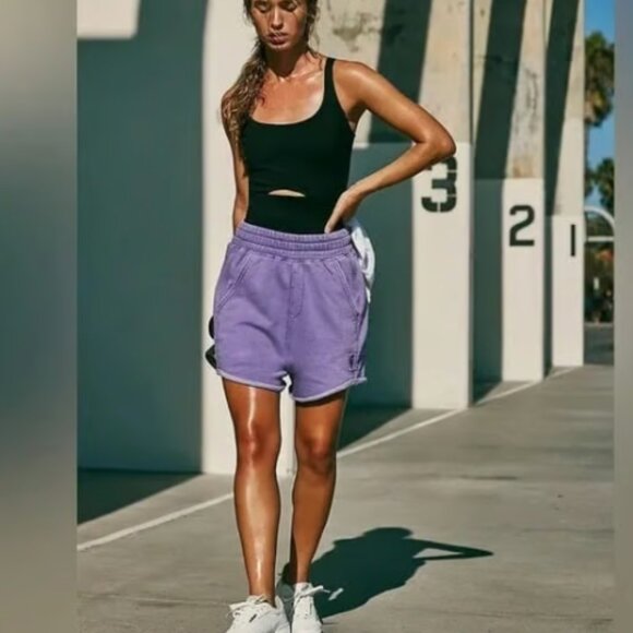 FREE PEOPLE FP MOVEMENT ALL STAR SUPER BERRY PULL ON SHORTS NWOT L - Picture 1 of 13